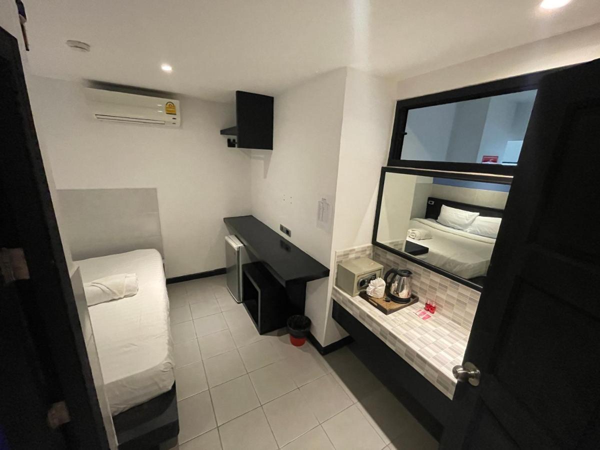 Cokoon Islanda Patong Hotel Kültér fotó